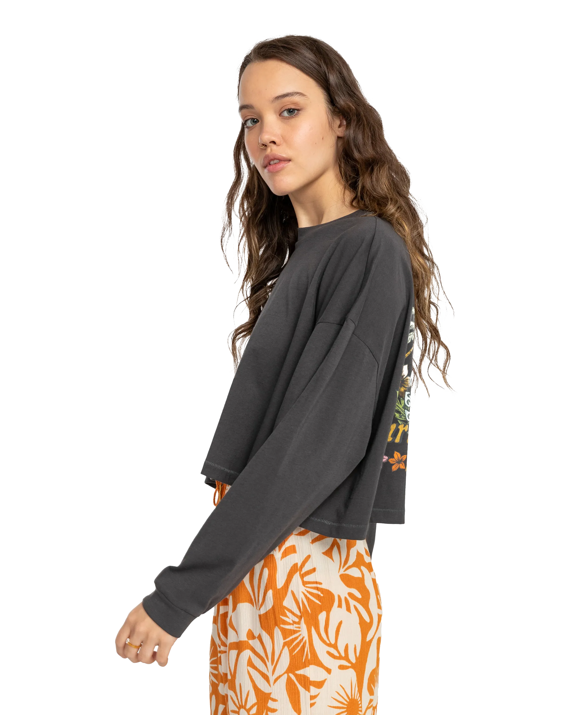 Beach Boyfriend Crop T-Shirt in Black Sands