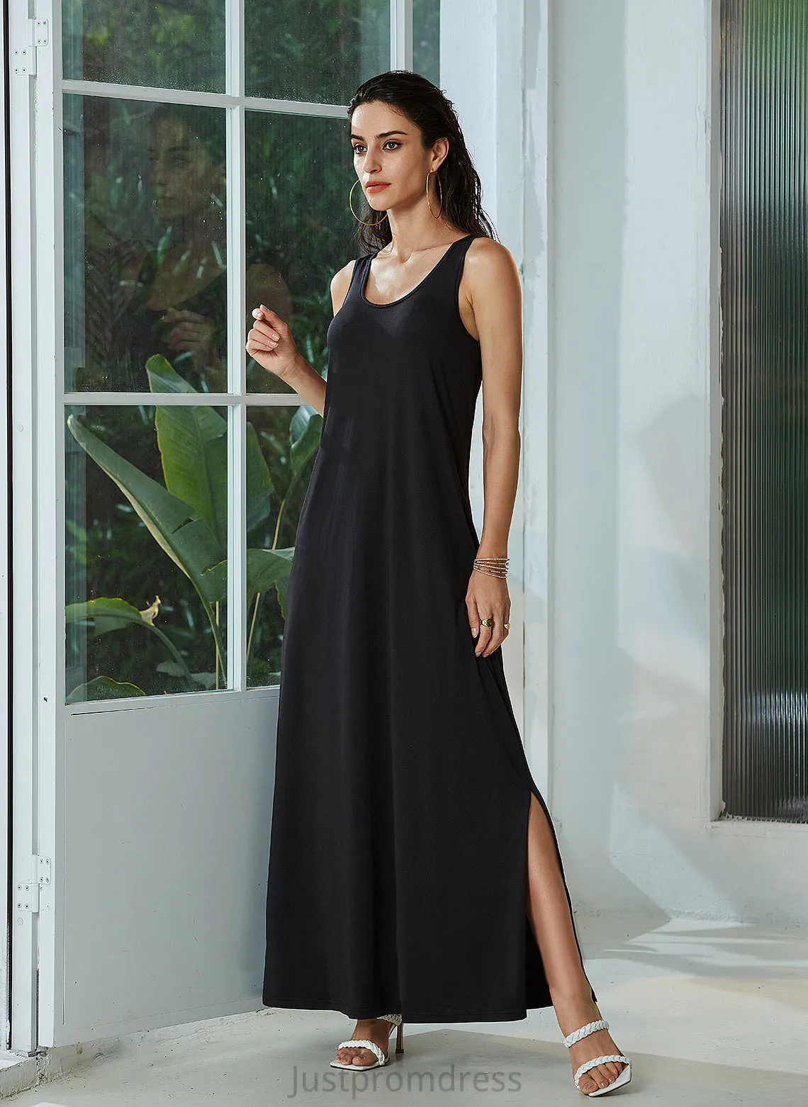 Neck Round Formal Dresses Dresses Xiomara Sheath